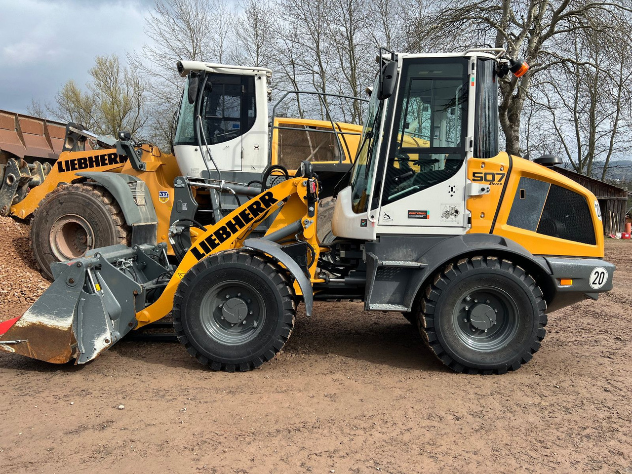 Liebherr L 507 Stereo V Likufix 2x verfügbar - Колёсный погрузчик: фото 1 Liebherr L 507 Stereo V Likufix 2x verfügbar - Колёсный погрузчик: фото 1