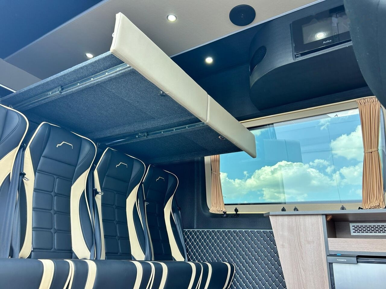 Дом на колесах Mercedes-Benz Sprinter 316 Mercus Camper: фото 26