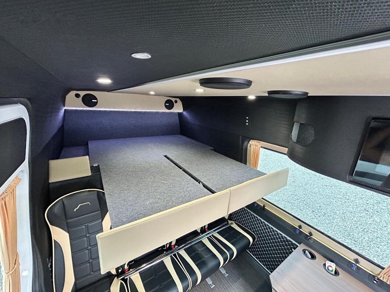 Дом на колесах Mercedes-Benz Sprinter 316 Mercus Camper: фото 24