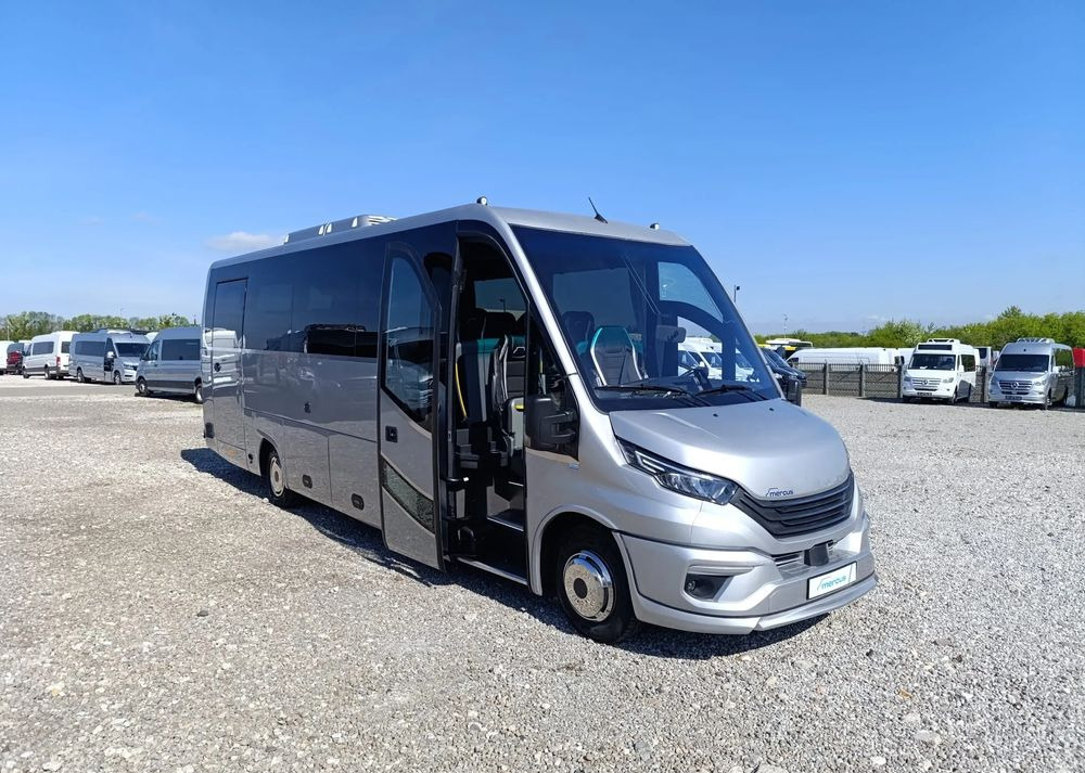 Iveco Daily - Микроавтобус, Пассажирский фургон: фото 1 Iveco Daily - Микроавтобус, Пассажирский фургон: фото 1