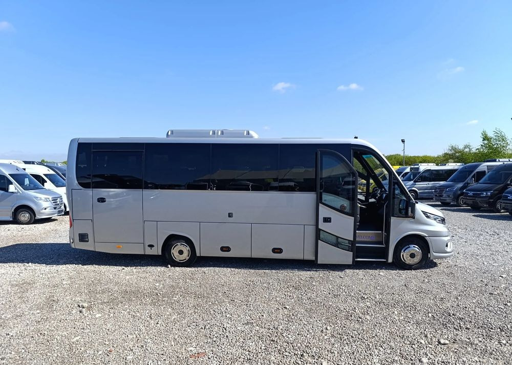 Iveco Daily - Микроавтобус, Пассажирский фургон: фото 3 Iveco Daily - Микроавтобус, Пассажирский фургон: фото 3