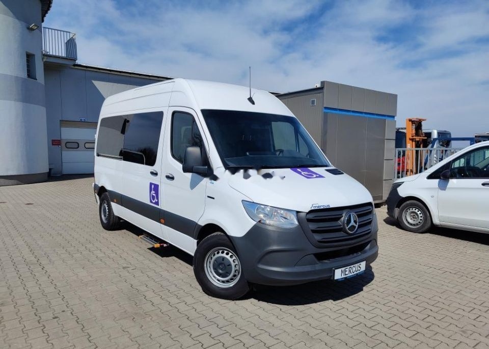 Mercedes-Benz E-Sprinter - Микроавтобус, Электробус: фото 2 Mercedes-Benz E-Sprinter - Микроавтобус, Электробус: фото 2