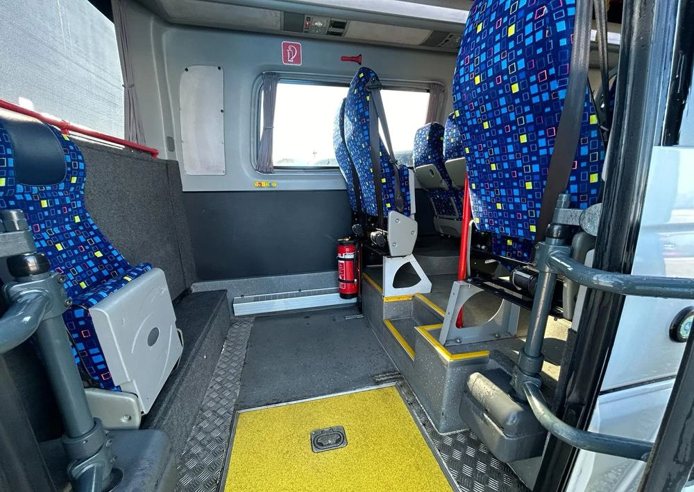 Микроавтобус, Пассажирский фургон Mercedes-Benz Sprinter 519: фото 15