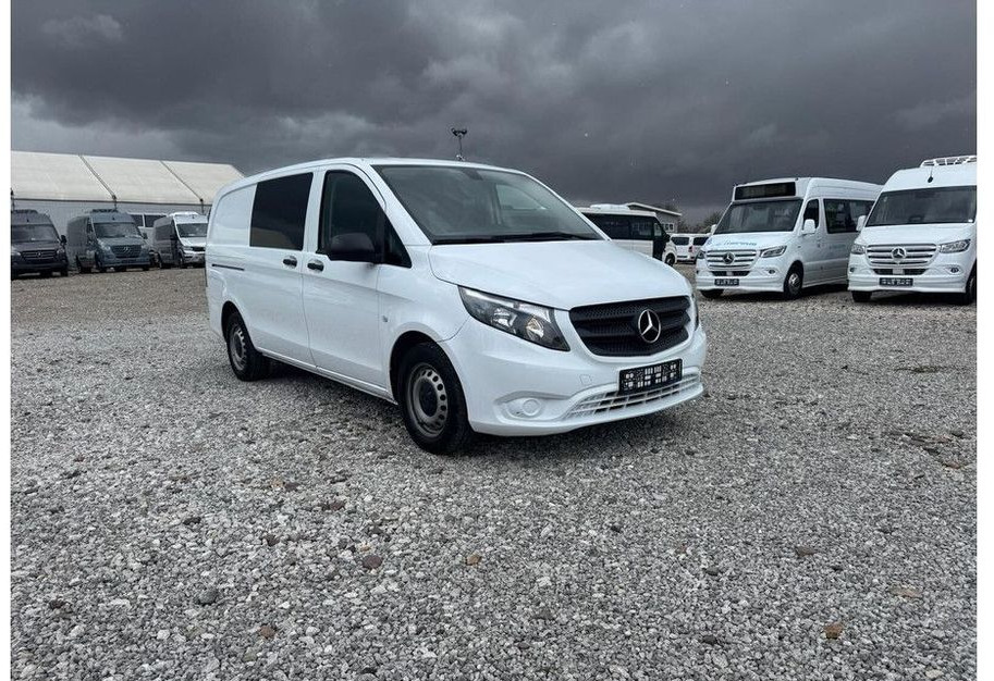 Mercedes-Benz Vito - Грузопассажирский фургон: фото 1 Mercedes-Benz Vito - Грузопассажирский фургон: фото 1