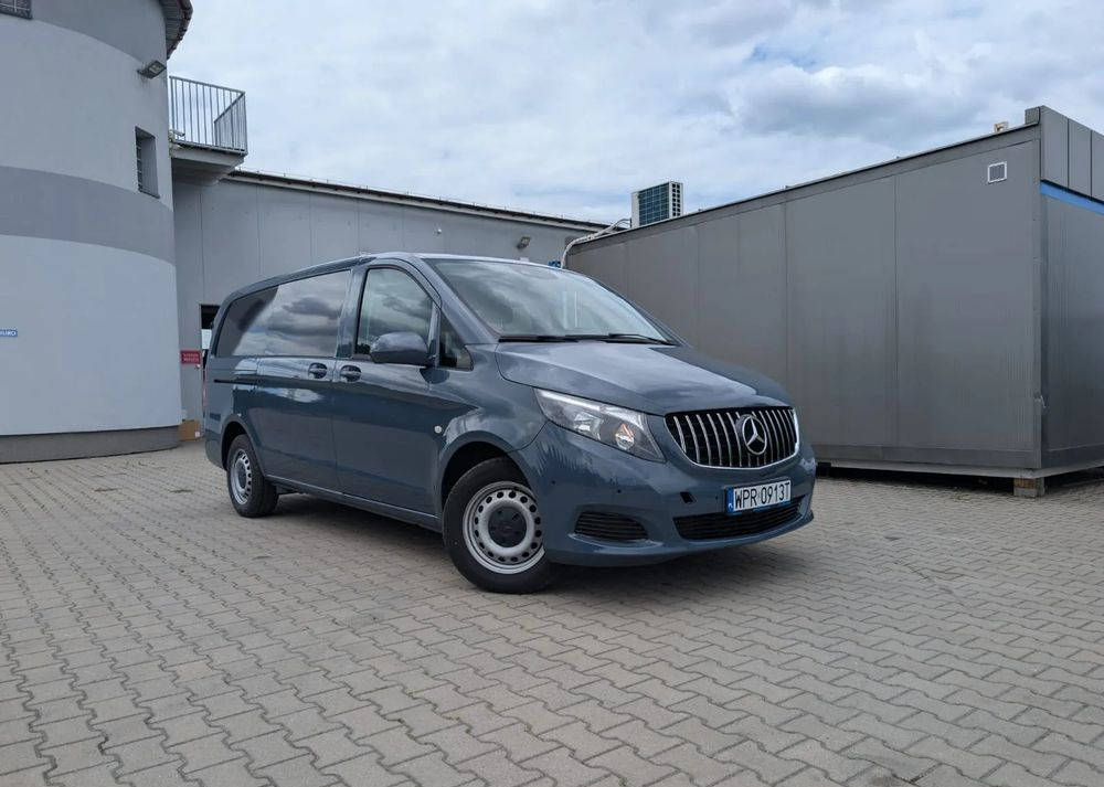 Mercedes-Benz Vito - Пассажирский фургон: фото 1 Mercedes-Benz Vito - Пассажирский фургон: фото 1