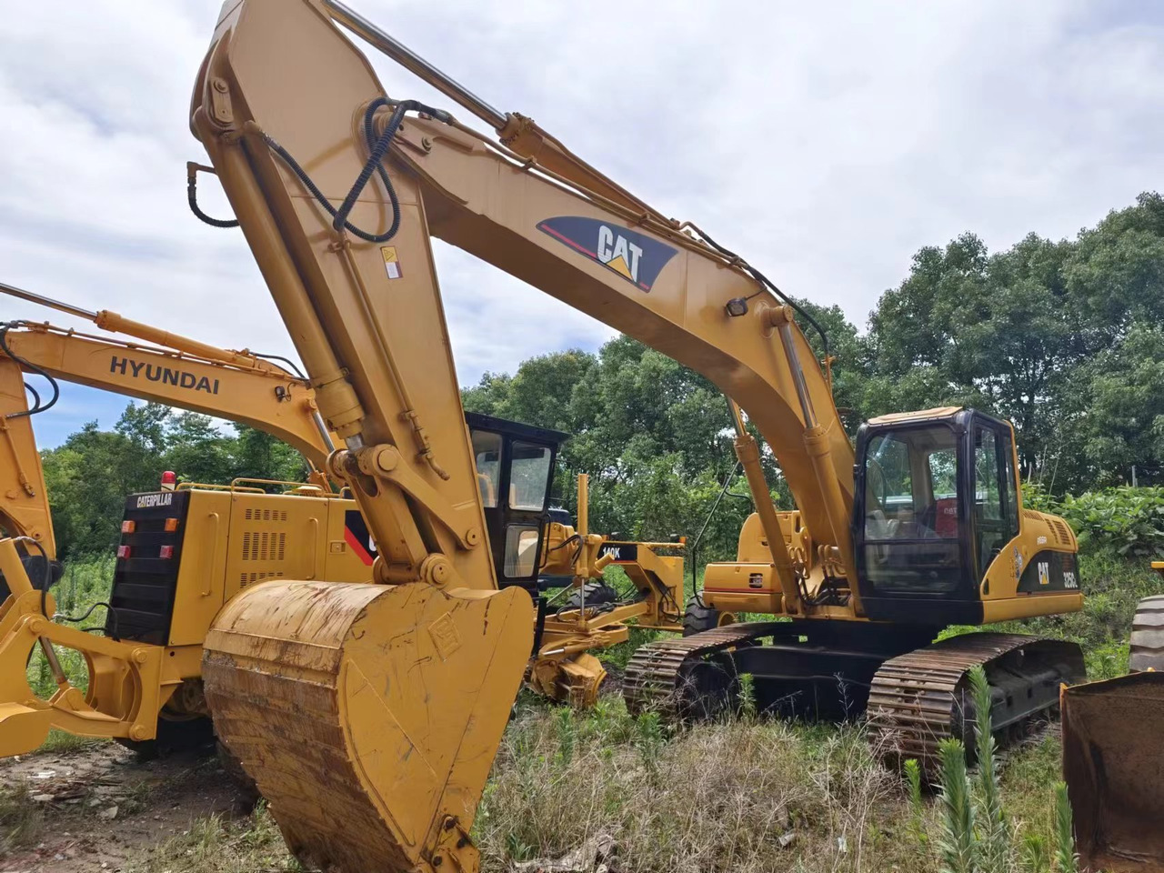 CATERPILLAR CAT 325C - Гусеничный экскаватор: фото 1 CATERPILLAR CAT 325C - Гусеничный экскаватор: фото 1