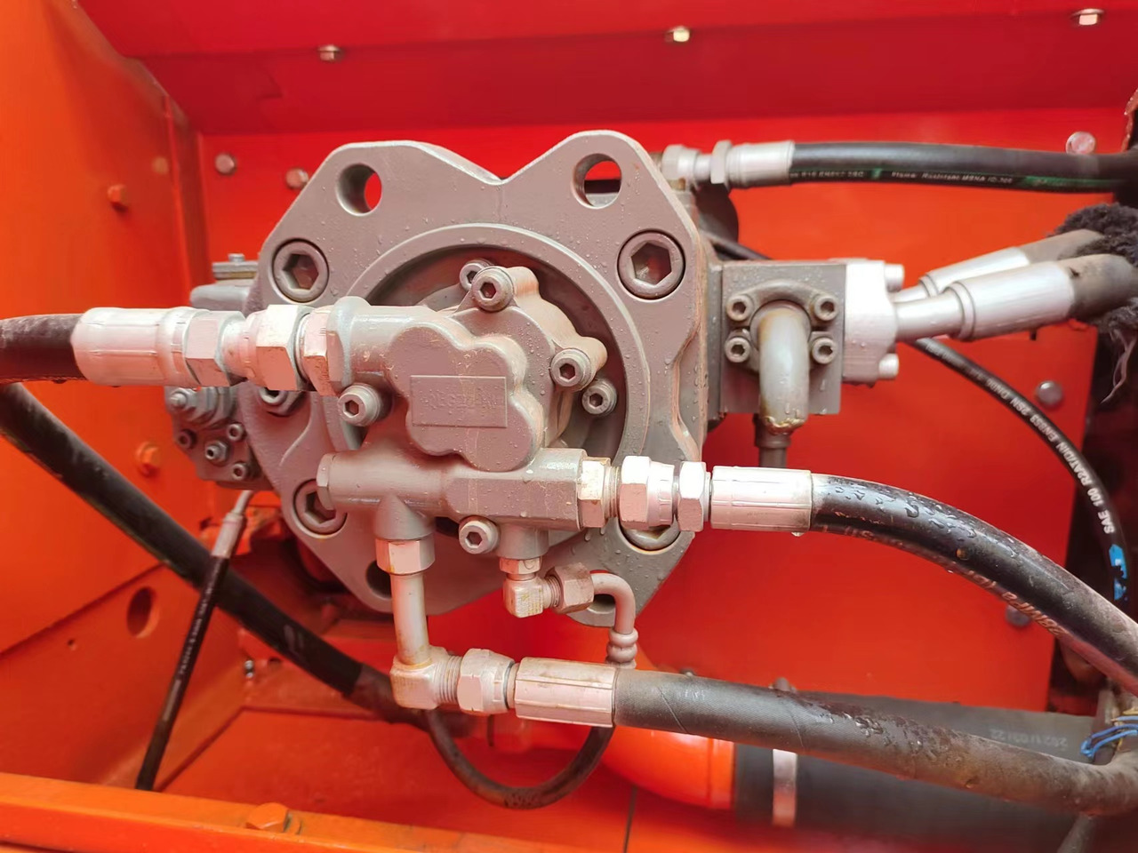 Гусеничный экскаватор DOOSAN DX225LC: фото 7