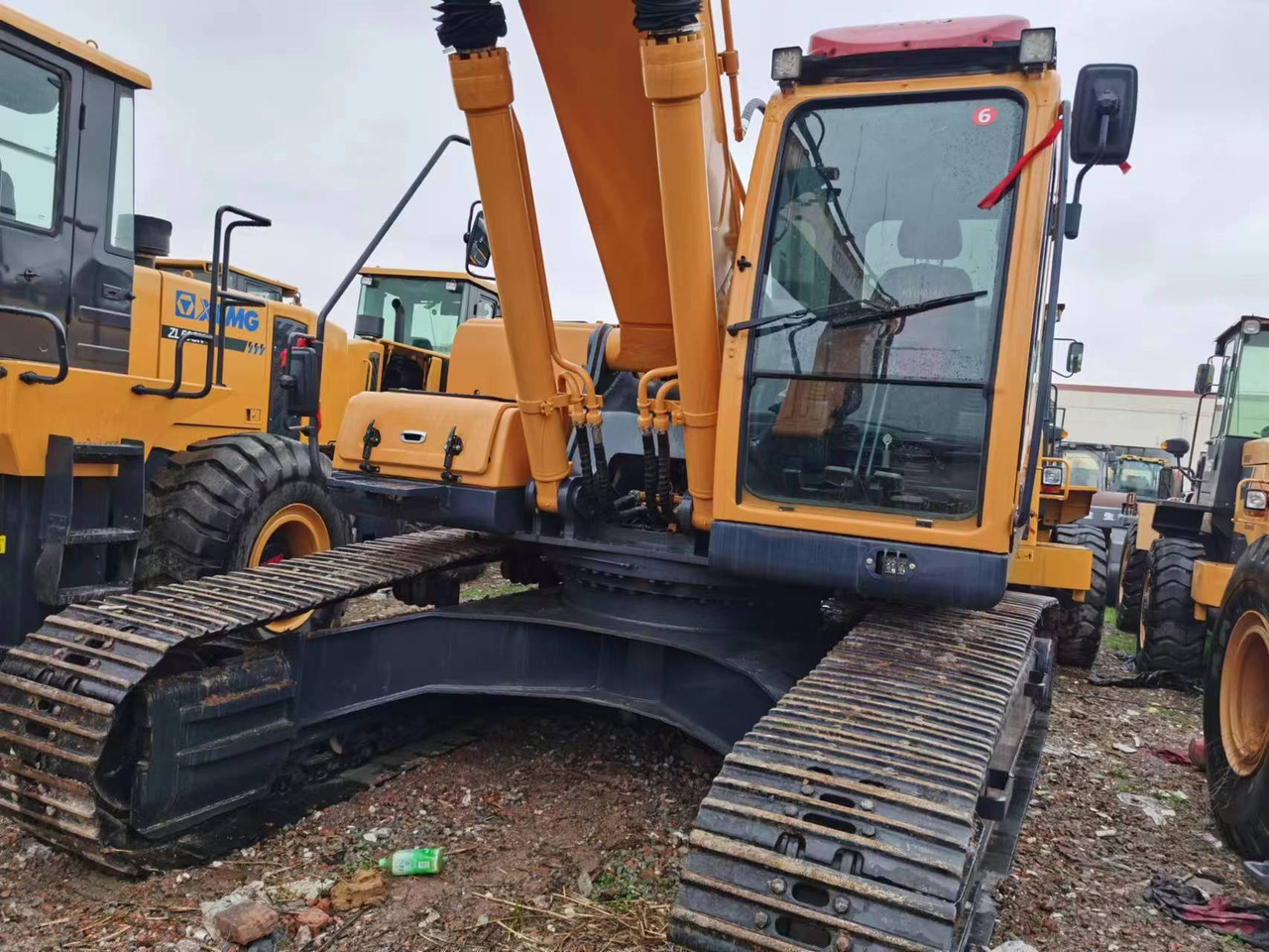 HYUNDAI 305LC-9T - Гусеничный экскаватор: фото 3 HYUNDAI 305LC-9T - Гусеничный экскаватор: фото 3