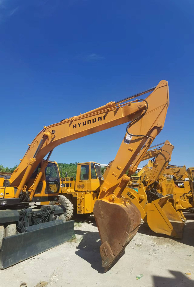 HYUNDAI ROBEX 210W-9 - Колёсный экскаватор: фото 2 HYUNDAI ROBEX 210W-9 - Колёсный экскаватор: фото 2