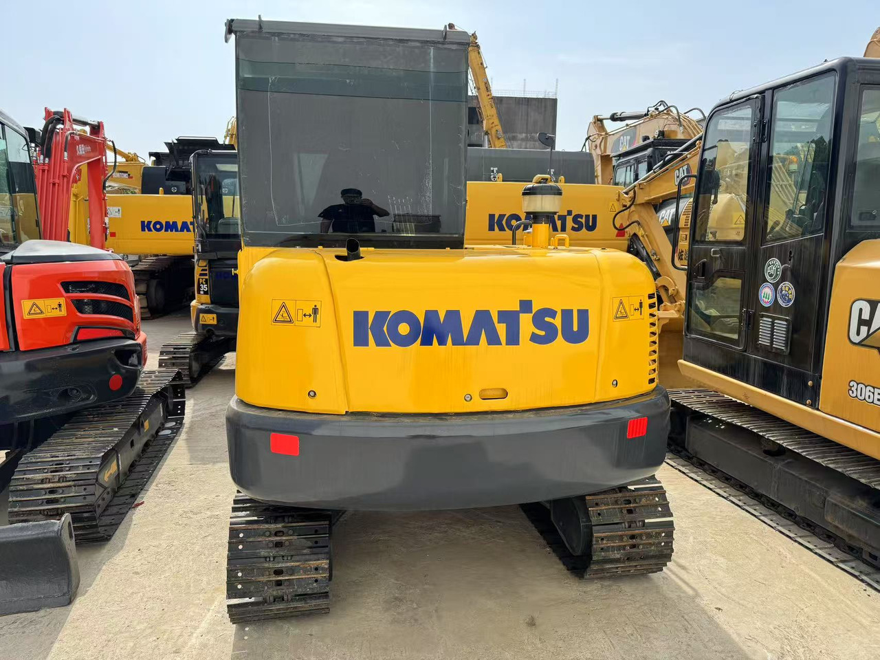 KOMATSU PC56-7 - Мини-экскаватор: фото 5 KOMATSU PC56-7 - Мини-экскаватор: фото 5