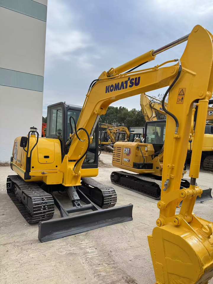 KOMATSU PC56 - Мини-экскаватор: фото 3 KOMATSU PC56 - Мини-экскаватор: фото 3