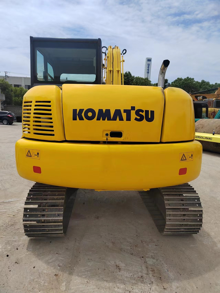 KOMATSU PC70-8 - Гусеничный экскаватор: фото 3 KOMATSU PC70-8 - Гусеничный экскаватор: фото 3