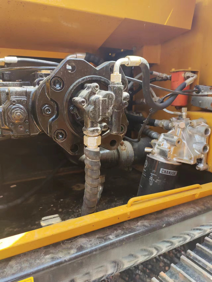 SANY SY215C - Гусеничный экскаватор: фото 4 SANY SY215C - Гусеничный экскаватор: фото 4