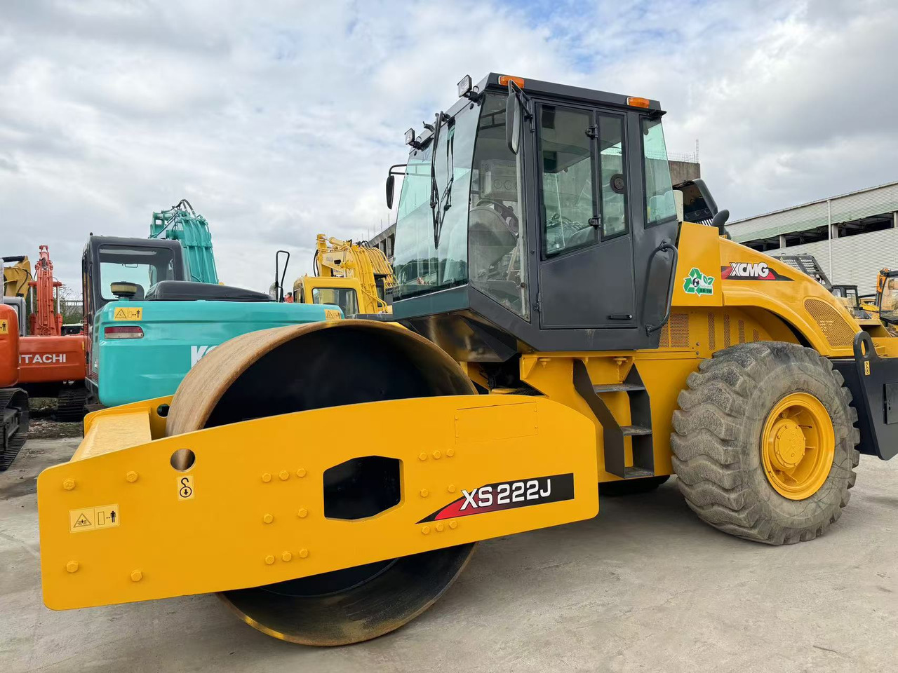 XCMG XS222J - Компактор: фото 2 XCMG XS222J - Компактор: фото 2