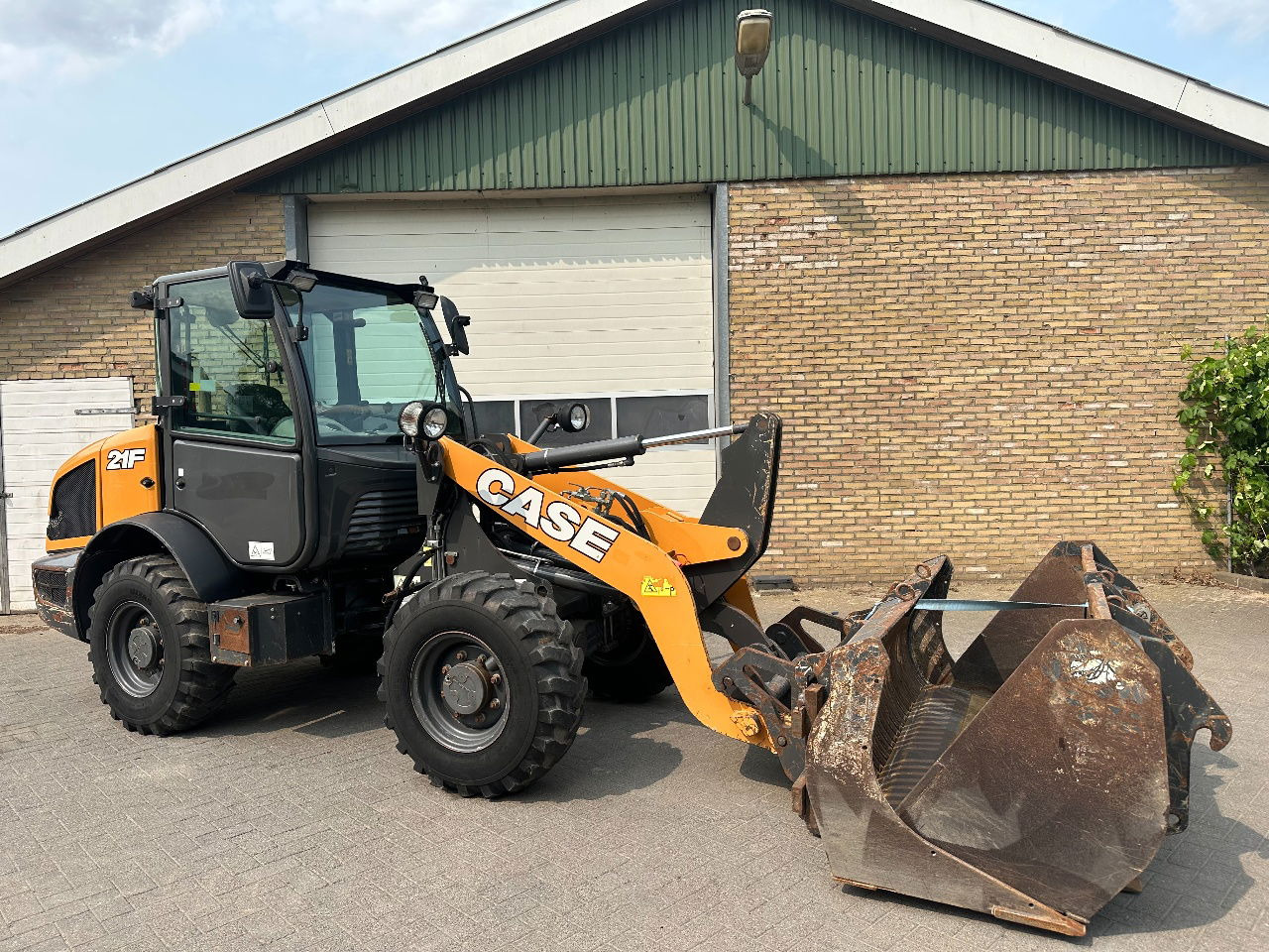 Case 21F - Колёсный погрузчик: фото 5 Case 21F - Колёсный погрузчик: фото 5