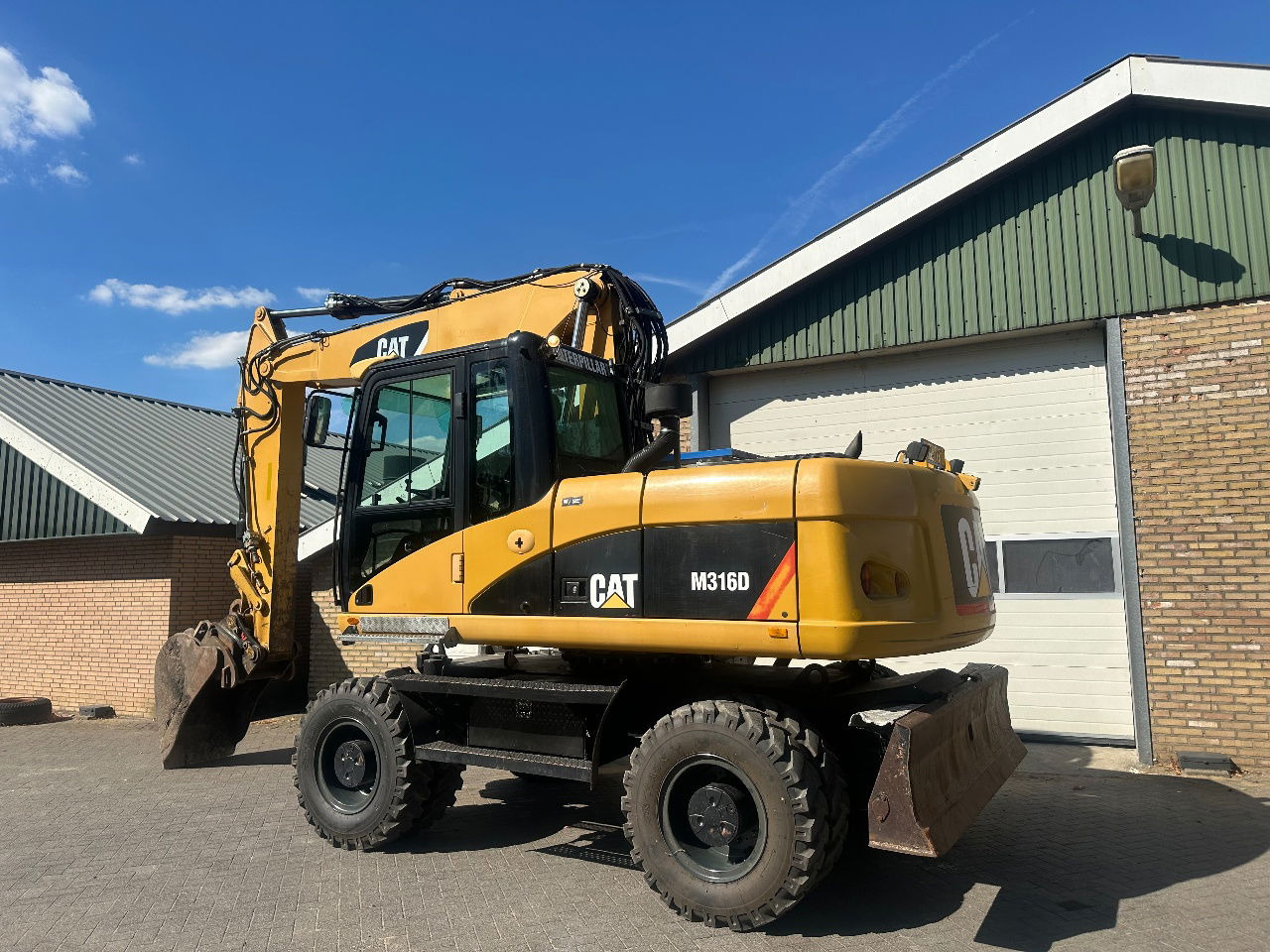 Caterpillar M316D - Колёсный погрузчик: фото 2 Caterpillar M316D - Колёсный погрузчик: фото 2
