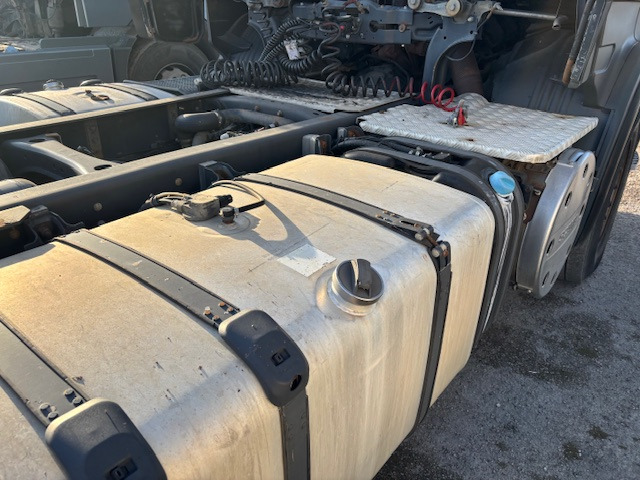 Тягач SCANIA R620: фото 11