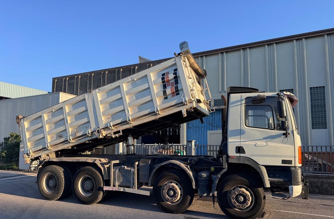 DAF CF 85-430 Ribaltabile 8X4 - Самосвал: фото 3 DAF CF 85-430 Ribaltabile 8X4 - Самосвал: фото 3