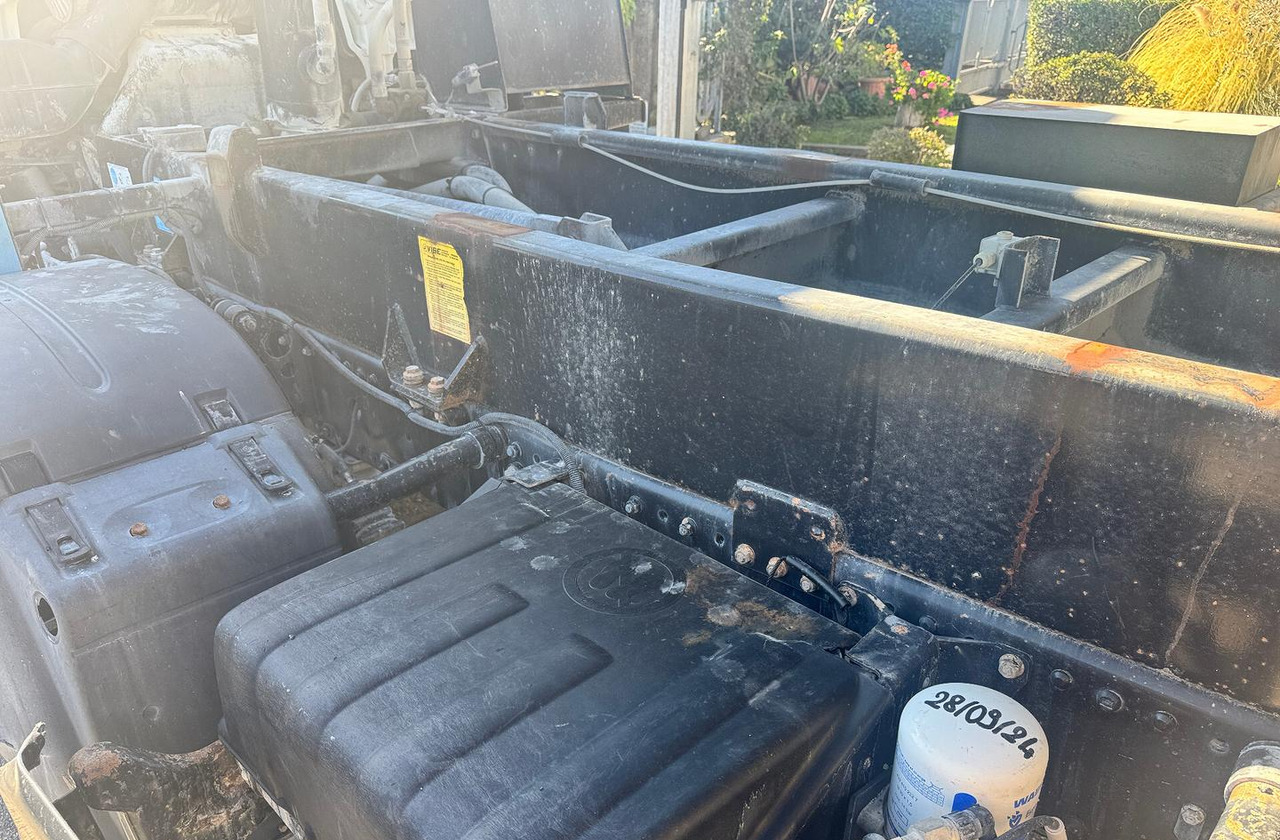 RIBALTABILE MAN TGA 41.480 (8X4) в лизинг RIBALTABILE MAN TGA 41.480 (8X4): фото 11