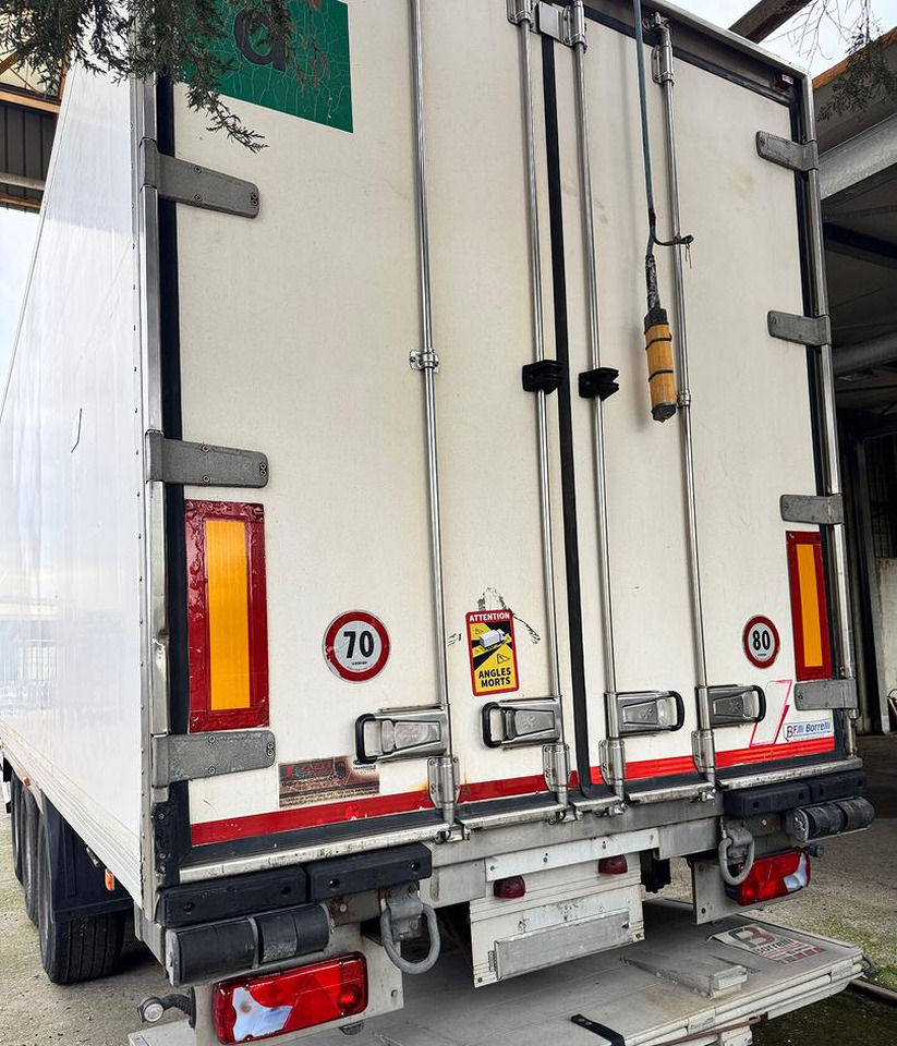 Полуприцеп-рефрижератор SEMIRIMORCHIO FRIGO LAMBERET - 2002: фото 11 Полуприцеп-рефрижератор SEMIRIMORCHIO FRIGO LAMBERET - 2002: фото 11