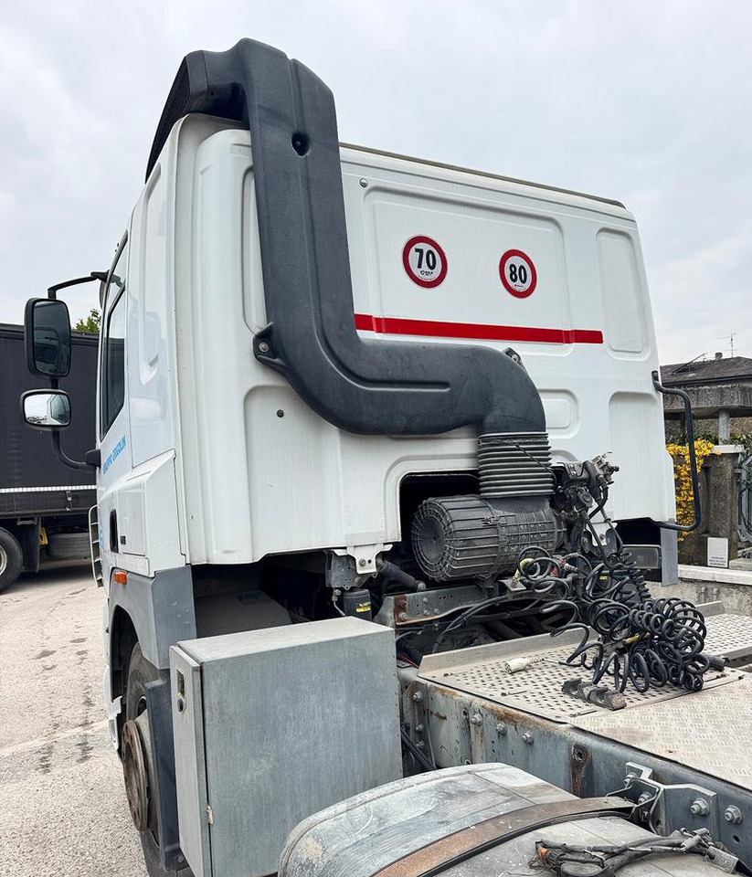 DAF CF 85.460 / Anno 2007 / Euro 5 - Тягач: фото 5 DAF CF 85.460 / Anno 2007 / Euro 5 - Тягач: фото 5