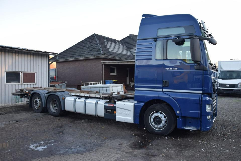 MAN TGX XXL 460 Retarder Standklima MOTORSCHADEN !!! - Грузовик-контейнеровоз/ Сменный кузов: фото 5 MAN TGX XXL 460 Retarder Standklima MOTORSCHADEN !!! - Грузовик-контейнеровоз/ Сменный кузов: фото 5