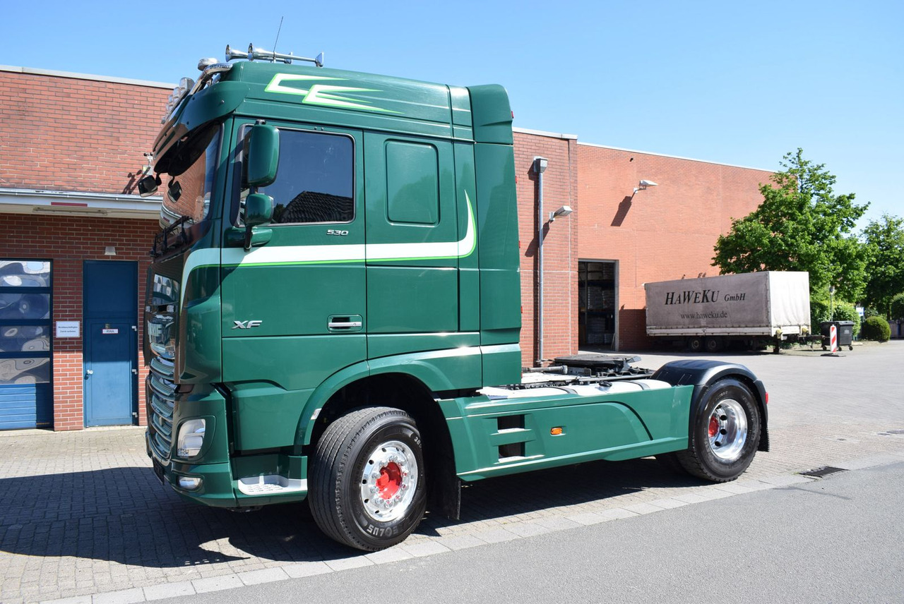 DAF XF 530 FT Retarder Leder Standklima Hydraulik - Тягач: фото 2 DAF XF 530 FT Retarder Leder Standklima Hydraulik - Тягач: фото 2