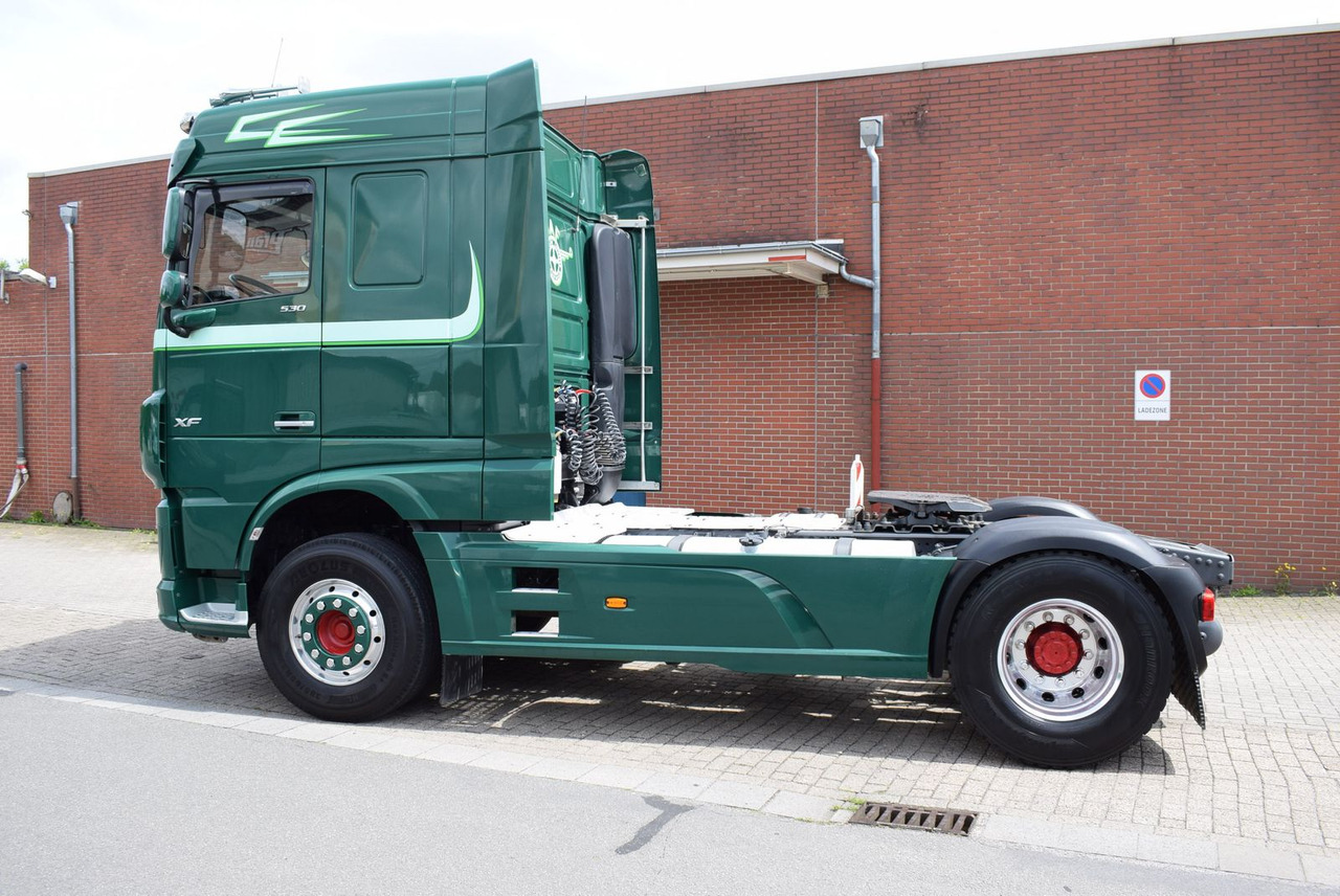 DAF XF 530 FT Retarder Leder Standklima Hydraulik - Тягач: фото 3 DAF XF 530 FT Retarder Leder Standklima Hydraulik - Тягач: фото 3
