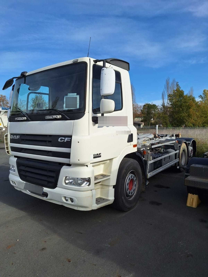 DAF CF - Крюковой мультилифт: фото 1 DAF CF - Крюковой мультилифт: фото 1