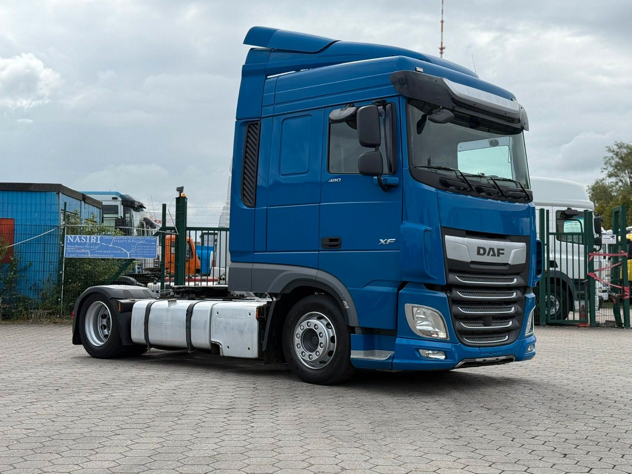 DAF XF 480 Low +Retarter+2xTank - Тягач: фото 3 DAF XF 480 Low +Retarter+2xTank - Тягач: фото 3