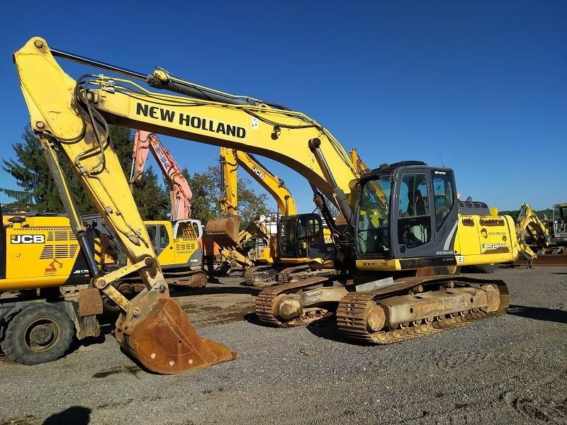 New Holland E 265 C - Гусеничный экскаватор: фото 1 New Holland E 265 C - Гусеничный экскаватор: фото 1