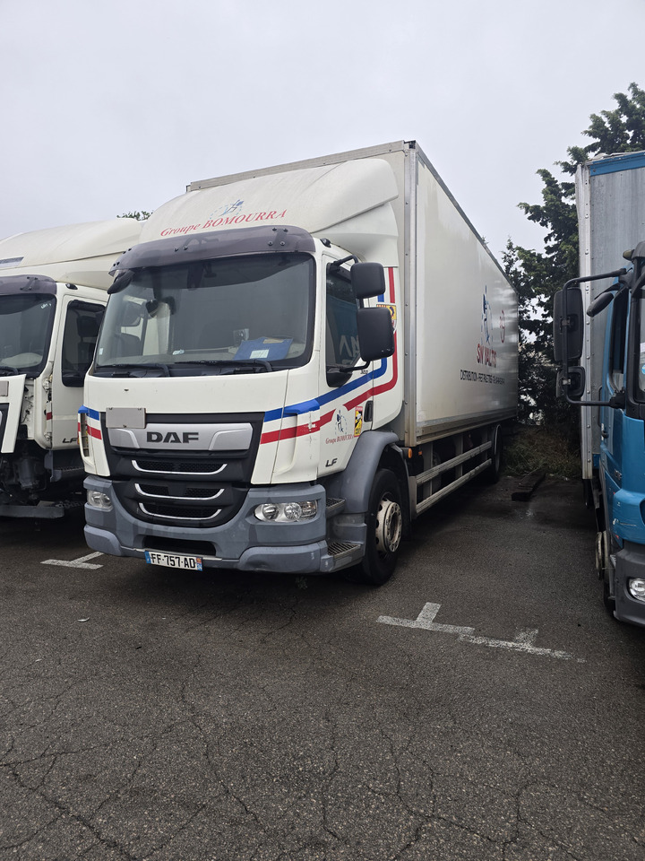 DAF LF 320 - Грузовик с закрытым кузовом: фото 1 DAF LF 320 - Грузовик с закрытым кузовом: фото 1