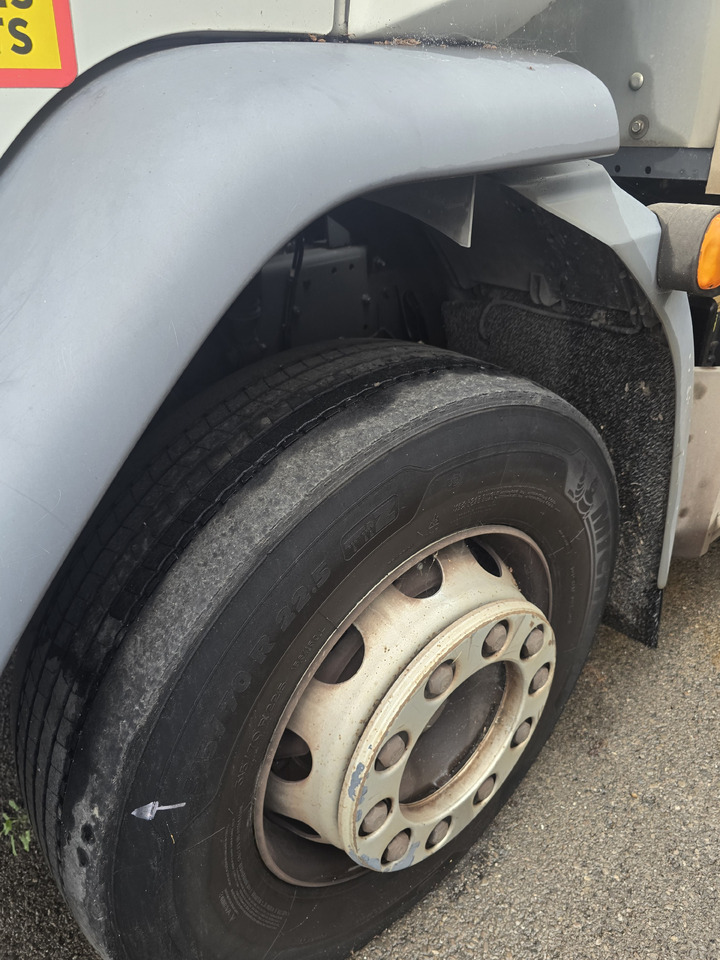 DAF LF 320 - Грузовик с закрытым кузовом: фото 4 DAF LF 320 - Грузовик с закрытым кузовом: фото 4