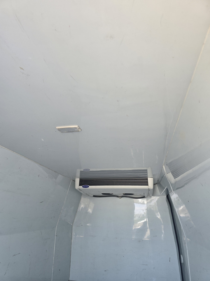 Renault Master RT 2.3 DCI TURBO 150CV - Малотоннажный рефрижератор: фото 5 Renault Master RT 2.3 DCI TURBO 150CV - Малотоннажный рефрижератор: фото 5