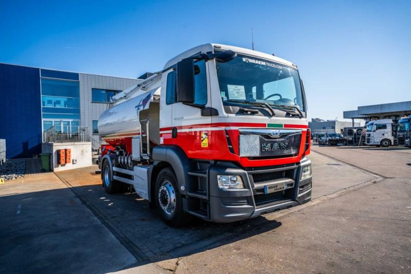 MAN TGS 18.400 4x4H +CM 11.500L /4 COMP - Грузовик-цистерна: фото 2 MAN TGS 18.400 4x4H +CM 11.500L /4 COMP - Грузовик-цистерна: фото 2