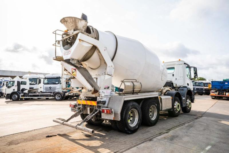 Mercedes AROCS 3240 BB+STETTER 9m3 - Автобетоносмеситель: фото 4 Mercedes AROCS 3240 BB+STETTER 9m3 - Автобетоносмеситель: фото 4