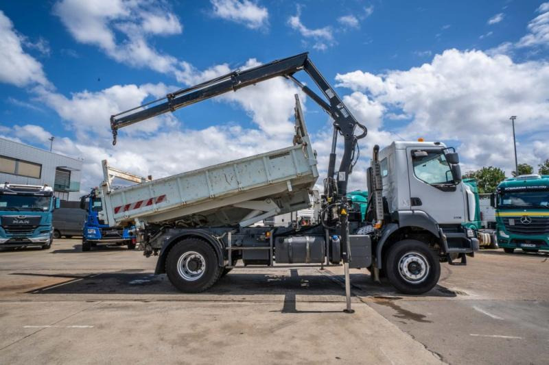 Renault KERAX 370 DXI + TRI BENNE+HIAB 16t/m + 2 EXT - Самосвал, Автоманипулятор: фото 3 Renault KERAX 370 DXI + TRI BENNE+HIAB 16t/m + 2 EXT - Самосвал, Автоманипулятор: фото 3