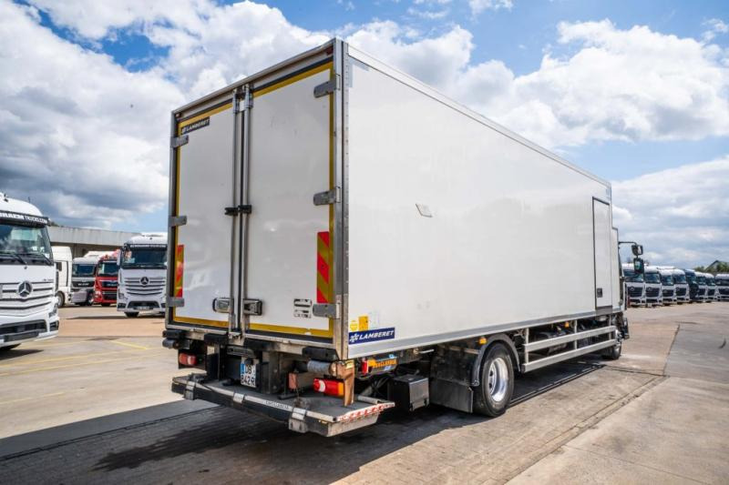 Renault MIDLUM 220 DXI (16t)+CARRIER+DHOLLANDIA +CARRIER - Рефрижератор: фото 4 Renault MIDLUM 220 DXI (16t)+CARRIER+DHOLLANDIA +CARRIER - Рефрижератор: фото 4
