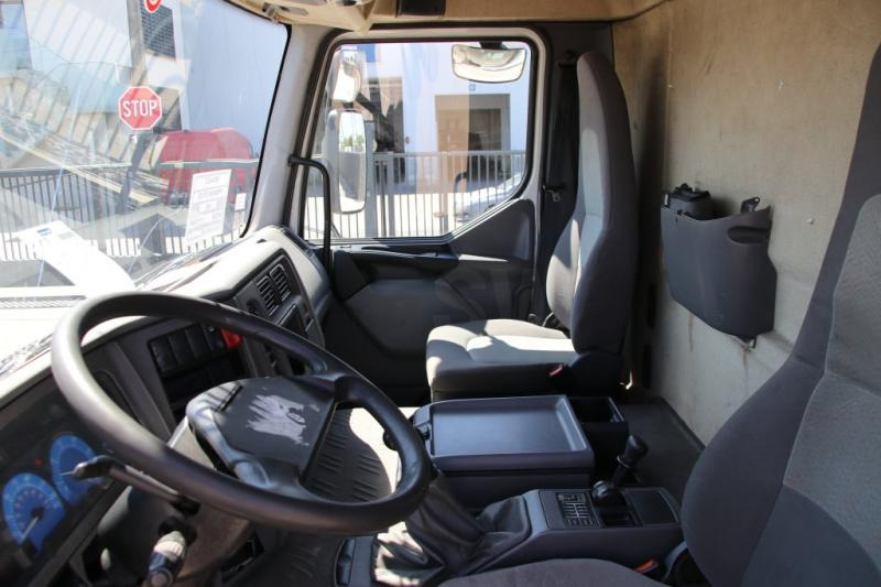 Грузовик-контейнеровоз/ Сменный кузов Renault PREMIUM 270 DCI - Problème moteur.: фото 9