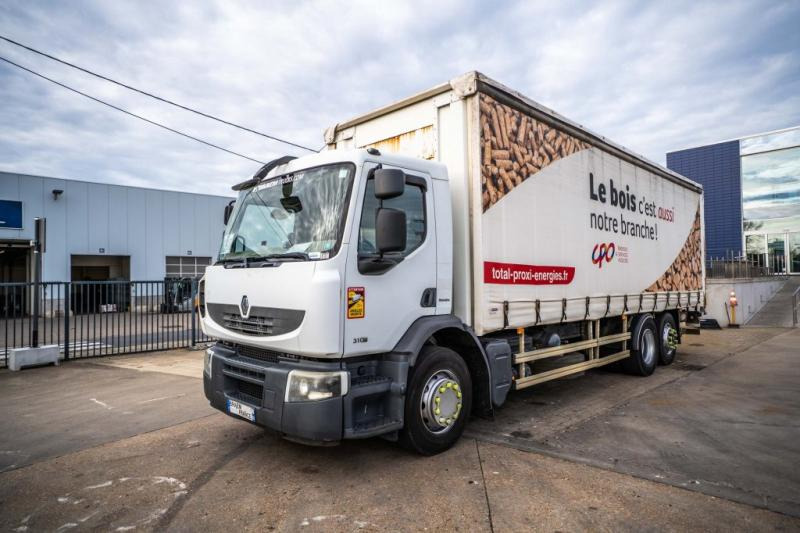 Renault PREMIUM 310 6X2 + Palfinger 2.5T - Тентованный грузовик: фото 1 Renault PREMIUM 310 6X2 + Palfinger 2.5T - Тентованный грузовик: фото 1