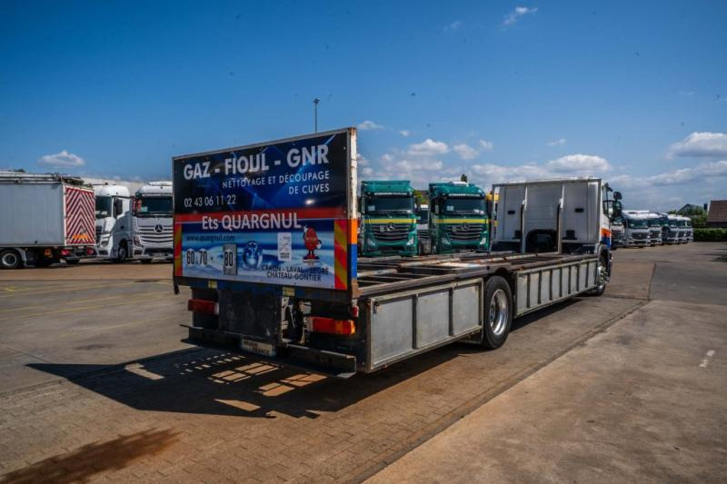 Scania P 270 (19T)- PORTE GAZ /10 PALETTES - Грузовик бортовой/ Платформа: фото 4 Scania P 270 (19T)- PORTE GAZ /10 PALETTES - Грузовик бортовой/ Платформа: фото 4