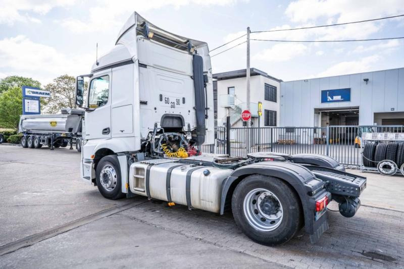 Mercedes ACTROS 1845 LS+HYDR - Тягач: фото 5 Mercedes ACTROS 1845 LS+HYDR - Тягач: фото 5