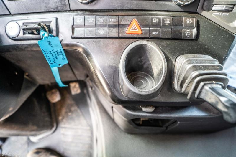 Тягач Mercedes AROCS 1843 LS ( NO ACTROS)+BIG AXLE +HYDR.: фото 10 Тягач Mercedes AROCS 1843 LS ( NO ACTROS)+BIG AXLE +HYDR.: фото 10