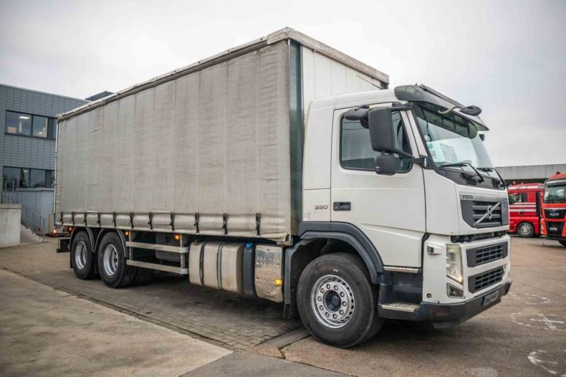 Volvo FM 330+10 pneus/tires-intarder - Тентованный грузовик: фото 2 Volvo FM 330+10 pneus/tires-intarder - Тентованный грузовик: фото 2