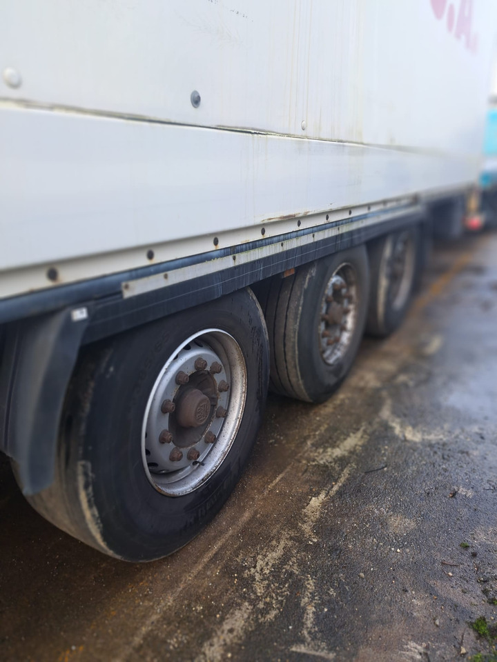 KRONE - Полуприцеп-фургон: фото 2 KRONE - Полуприцеп-фургон: фото 2