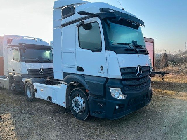 Mercedes-Benz Actros 1846 5 L-Fahrerhaus - Тягач: фото 5 Mercedes-Benz Actros 1846 5 L-Fahrerhaus - Тягач: фото 5