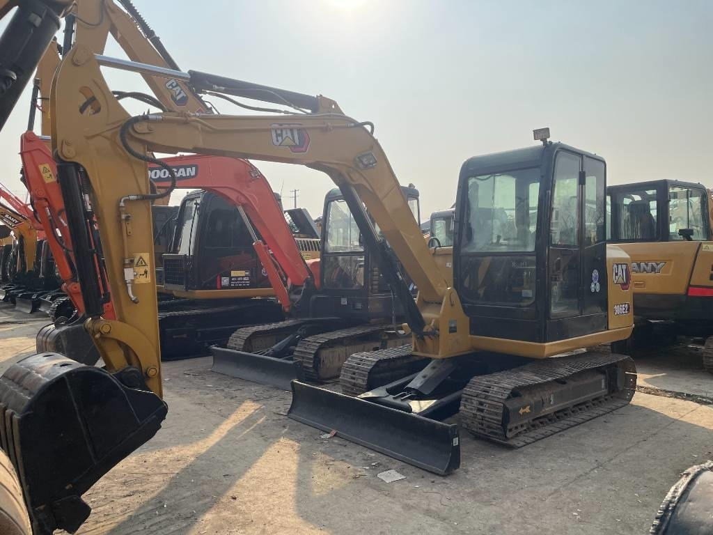 CAT CAT306E2 - Мини-экскаватор: фото 2 CAT CAT306E2 - Мини-экскаватор: фото 2