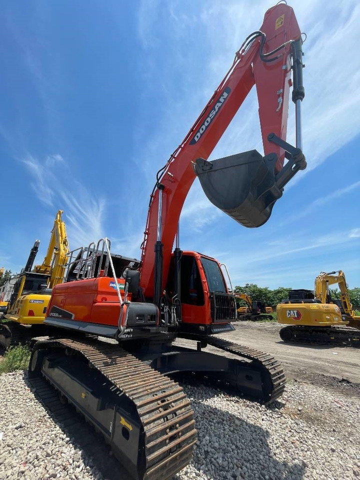 Doosan DX 300 - Гусеничный экскаватор: фото 1 Doosan DX 300 - Гусеничный экскаватор: фото 1