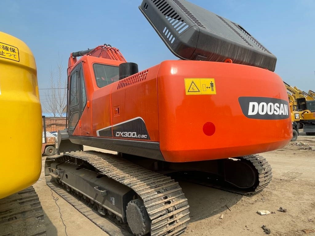 Doosan DX 300  - Гусеничный экскаватор: фото 4 Doosan DX 300  - Гусеничный экскаватор: фото 4