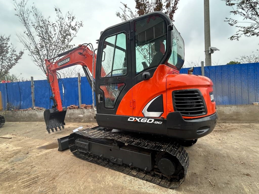 Doosan DX 60 - Мини-экскаватор: фото 4 Doosan DX 60 - Мини-экскаватор: фото 4